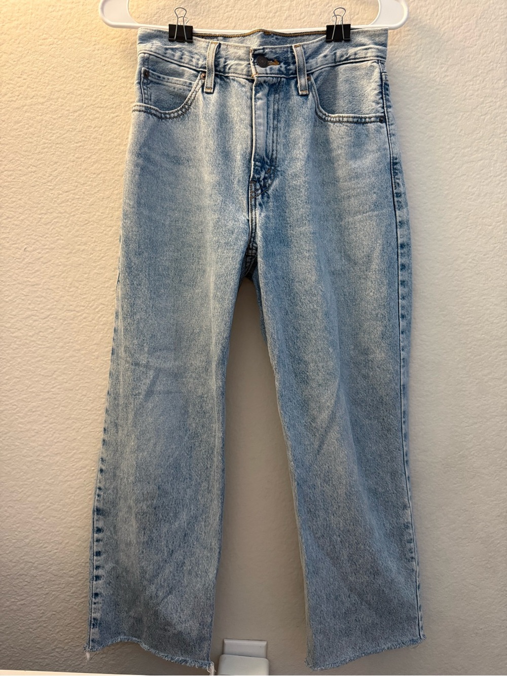 Levi's Light Wash Women's Straight-Leg Jeans W25